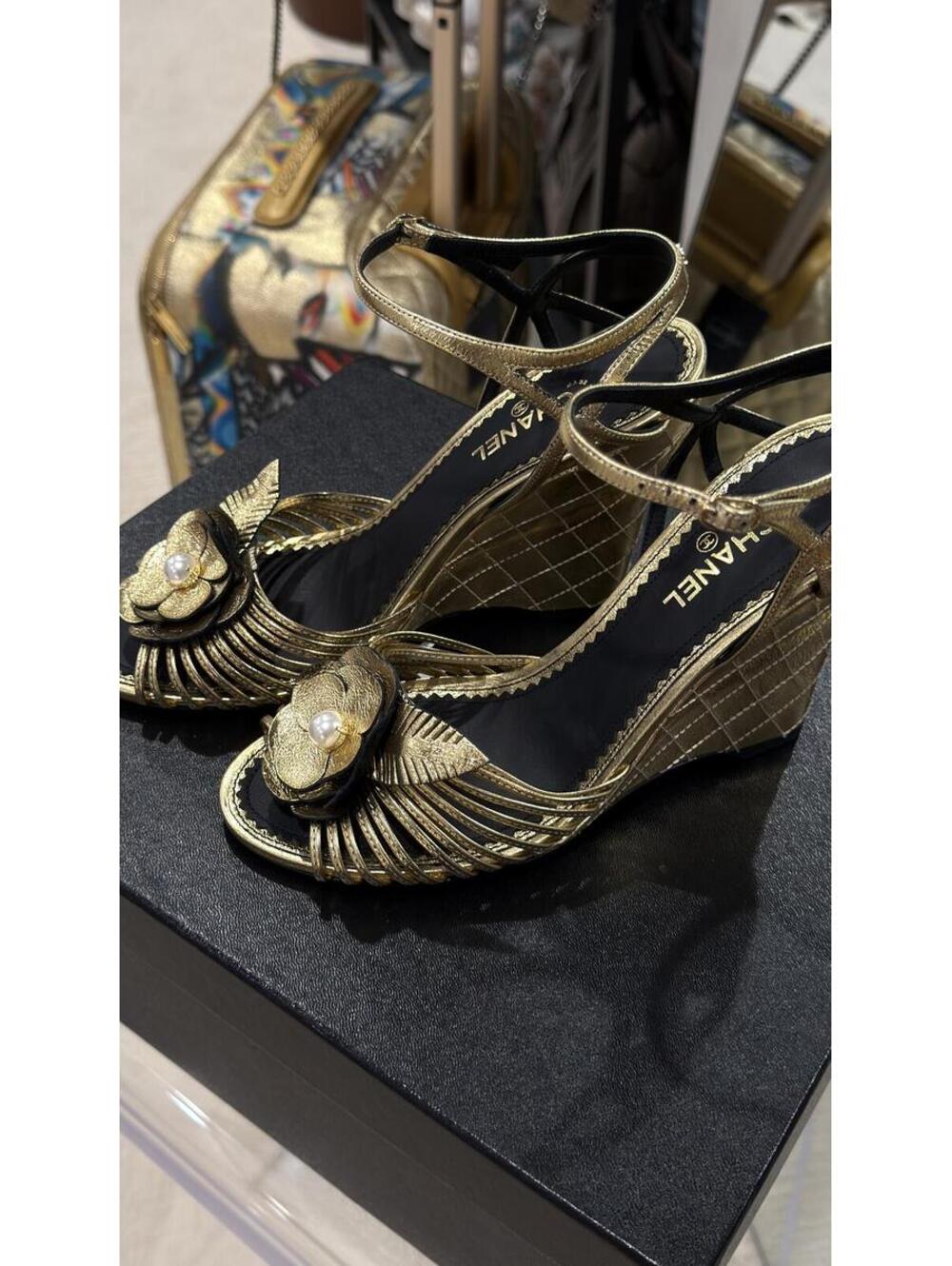 CHANEL - Sandals/Wedge, Crumpled Calfskin - Size 37